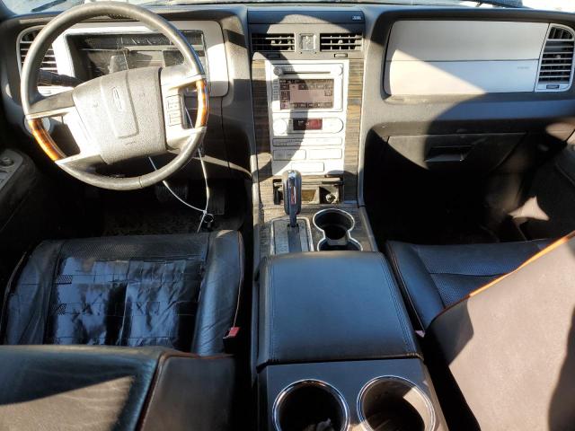 5LMFU28558LJ05730 - 2008 LINCOLN NAVIGATOR BLACK photo 8