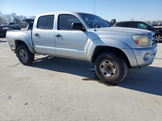 3TMJU62N47M048628 - 2007 TOYOTA TACOMA DOUBLE CAB PRERUNNER SILVER photo 4