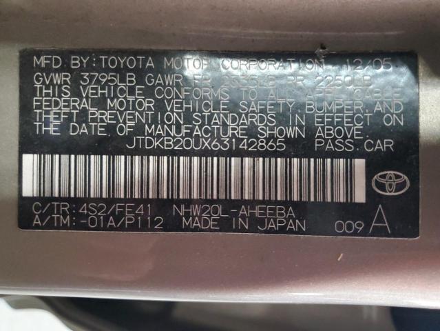 JTDKB20UX63142865 - 2006 TOYT PRIUS 金色 照片 12