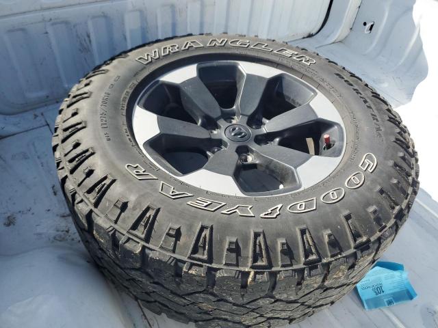 1C6RRFEG0KN841707 - 2019 RAM 1500 REBEL Blanc photo 12