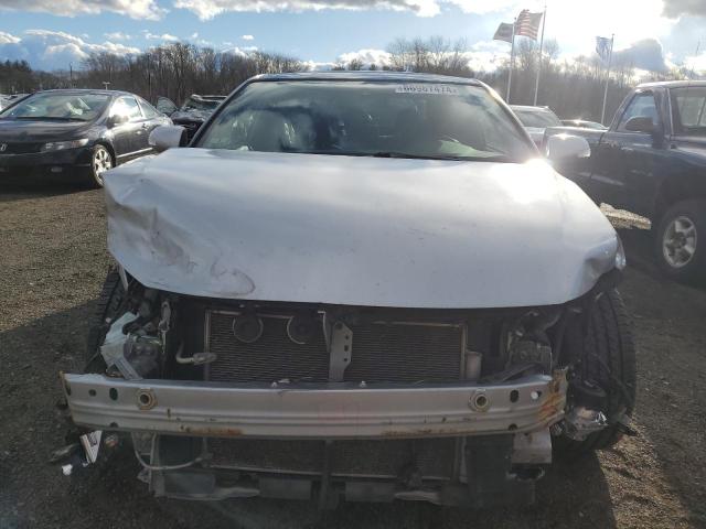 JTKJF5C77B3007014 - 2011 TOYOTA SCION TC 银色 照片 5