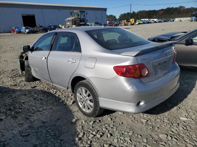 2T1BU4EE8AC403014 - 2010 TOYOTA COROLLA BASE ვერცხლისფერი ფოტო 2