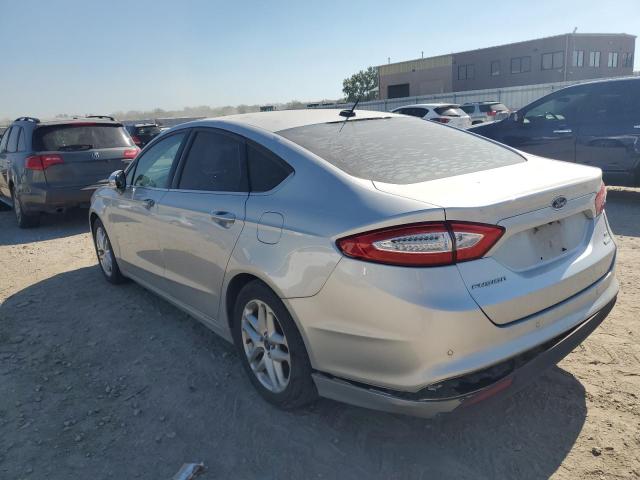 3FA6P0HD3GR316330 - 2016 FORD FUSION SE SILVER photo 2