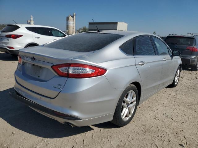 3FA6P0HD3GR316330 - 2016 FORD FUSION SE SILVER photo 3
