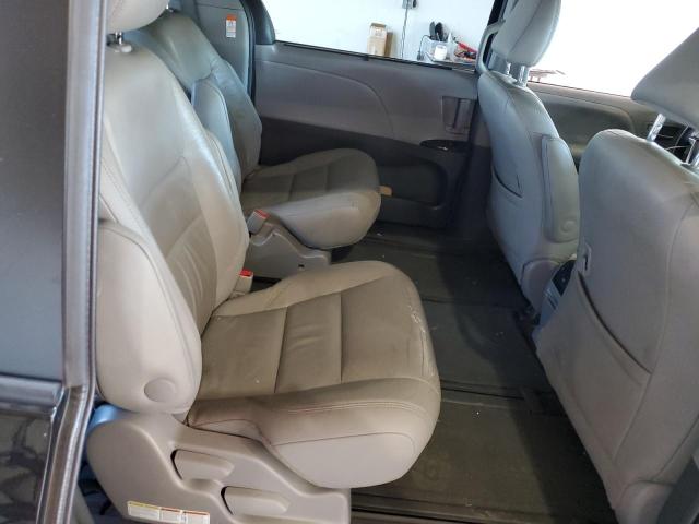 5TDDZ3DC5HS148621 - 2017 TOYOTA SIENNA XLE BLACK photo 11