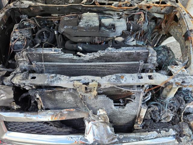 3C7WRNAL7JG237946 - 2018 RAM 5500 白色 照片 7