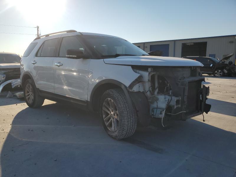 1FM5K8D80FGA56711 - 2015 FORD EXPLORER XLT Սպիտակ լուսանկար 4