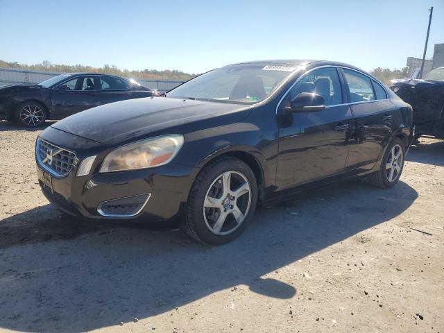2013 VOLVO S60 T5, 