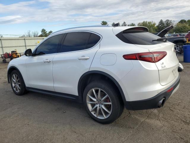 ZASFAKBN1J7B74851 - 2018 ALFA ROMEO STELVIO TI WHITE photo 2