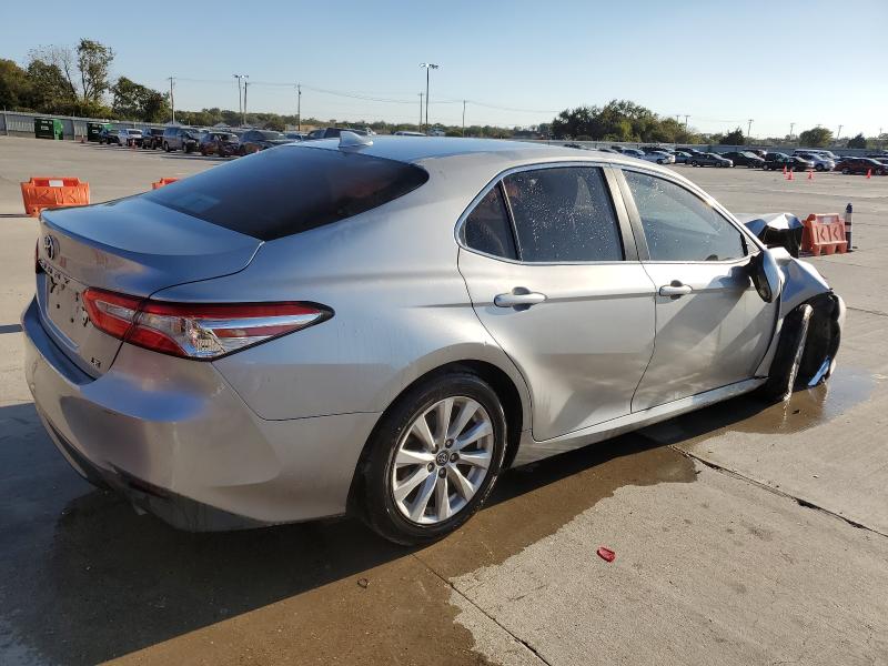 4T1B11HK1KU721954 - 2019 TOYOTA CAMRY L SILVER photo 3