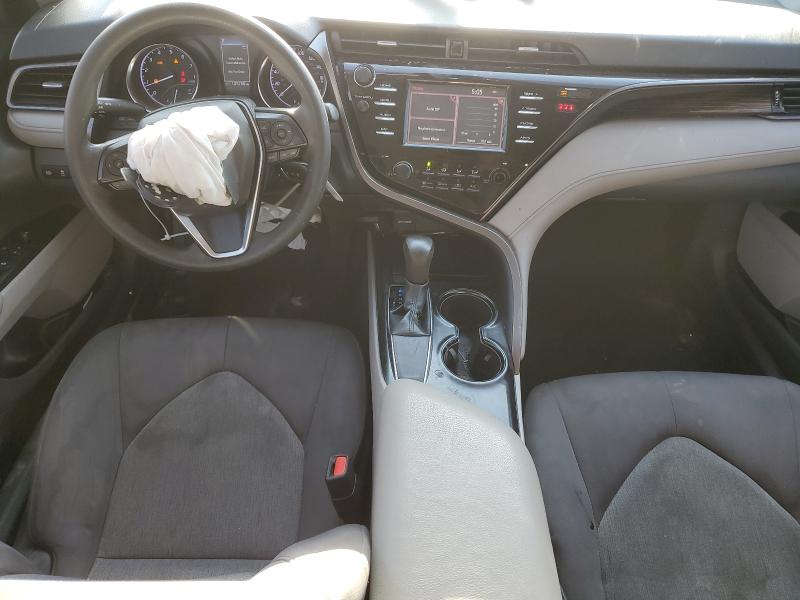 4T1B11HK1KU721954 - 2019 TOYOTA CAMRY L SILVER photo 8