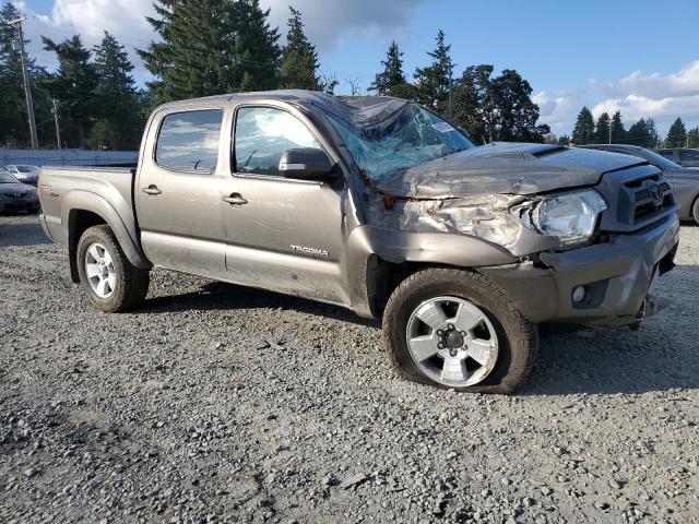 5TFLU4ENXDX067084 - 2013 TOYOTA TACOMA DOUBLE CAB GRAY photo 4