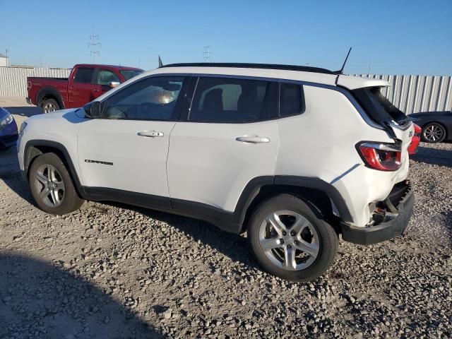 3C4NJDBN2PT522869 - 2023 JEEP COMPASS LATITUDE WHITE photo 2