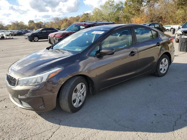2017 KIA FORTE LX, 