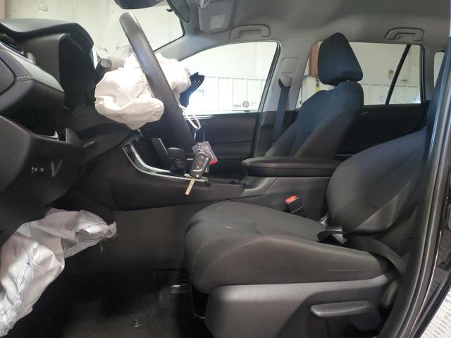 2T3F1RFV7RC457896 - 2024 TOYOTA RAV4 LE 黑色 照片 7