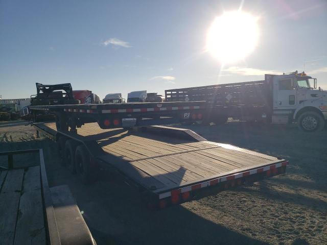 4P53C4939R1402881 - 2024 PJ TRAILER BLACK photo 3
