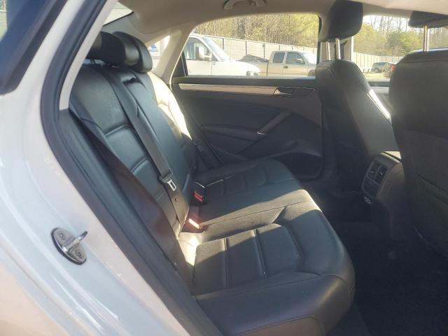 1VWLA7A36KC002457 - 2019 VOLKSWAGEN PASSAT WOLFSBURG 白色 照片 10