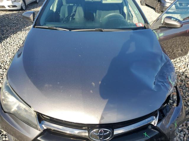 4T1BF1FK0HU279438 - 2017 TOYOTA CAMRY LE GRAY photo 11