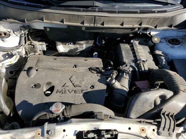 JA4AR3AU0KU031168 - 2019 MITSUBISHI OUTLANDER SPORT ES WHITE photo 11