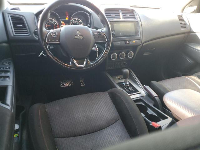 JA4AR3AU0KU031168 - 2019 MITSUBISHI OUTLANDER SPORT ES WHITE photo 8