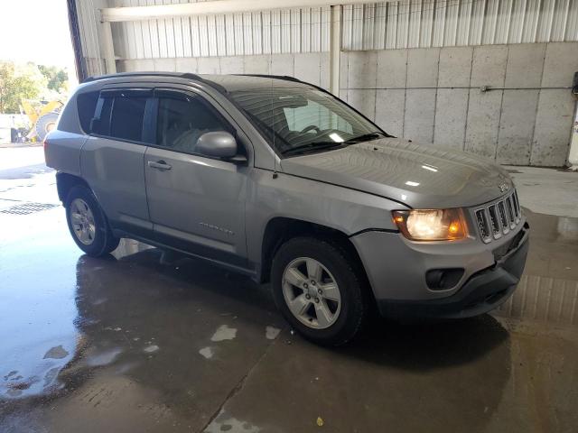 1C4NJCEB0HD160513 - 2017 JEEP COMPASS LATITUDE 灰色 照片 4