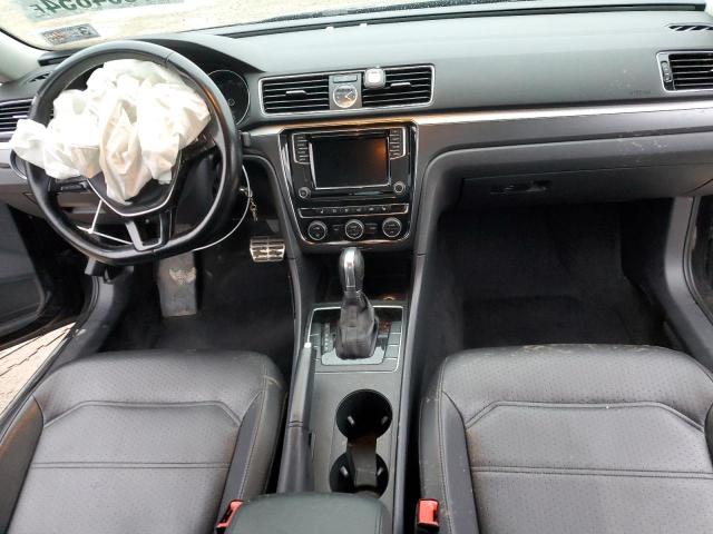 1VWDT7A30HC053704 - 2017 VOLKSWAGEN PASSAT R-LINE Schwarz Foto 8