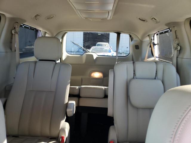 2C4RC1BG4FR707356 - 2015 CHRYSLER TOWN & COU TOURING SILVER photo 10