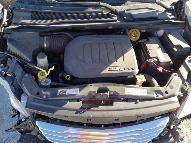 2C4RC1BG4FR707356 - 2015 CHRYSLER TOWN & COU TOURING SILVER photo 12