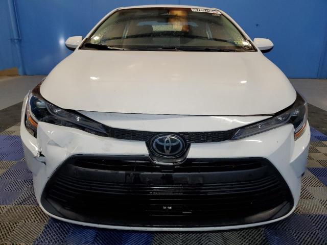 5YFB4MDE9PP066573 - 2023 TOYOTA COROLLA LE 白色 照片 5