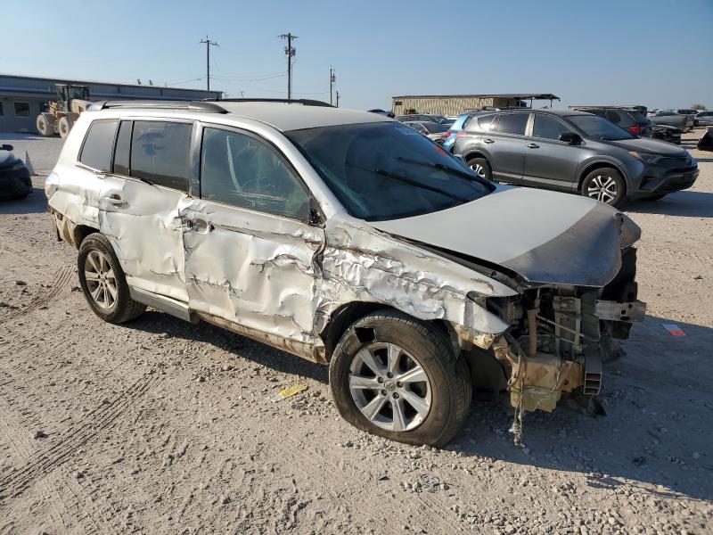 5TDZA3EH4DS031758 - 2013 TOYOTA HIGHLANDER BASE თეთრი ფოტო 4