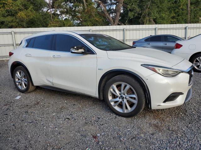SJKCH5CPXJA056466 - 2018 INFINITI QX30 BASE 米色 照片 4