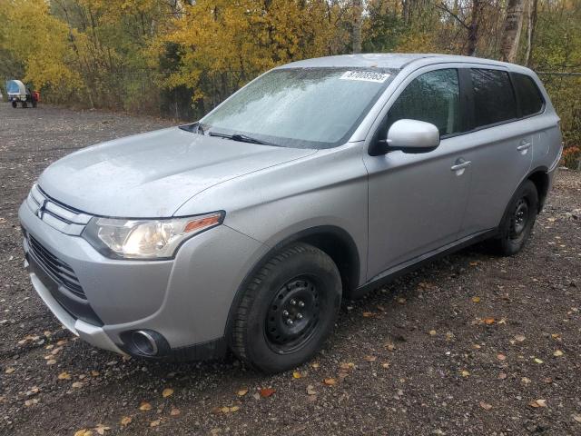 2015 MITSUBISHI OUTLANDER ES, 