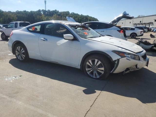 1HGCS12899A023818 - 2009 HONDA ACCORD EXL WHITE photo 4