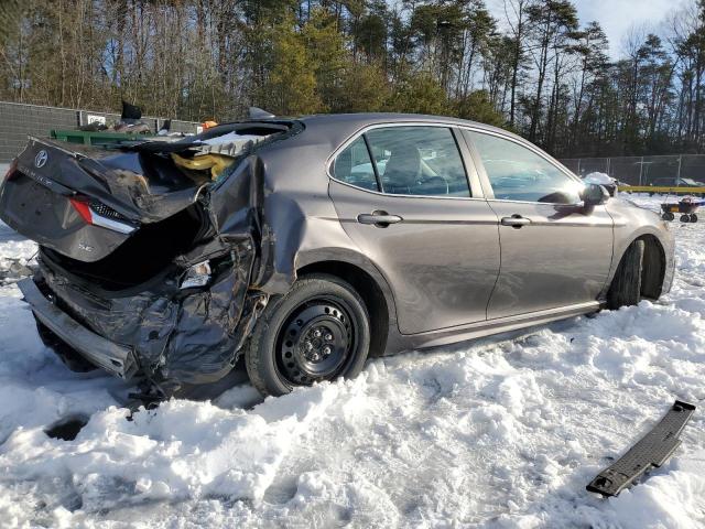 4T1G11AK8PU810704 - 2023 TOYOTA CAMRY SE NIGHT SHADE CHARCOAL photo 3