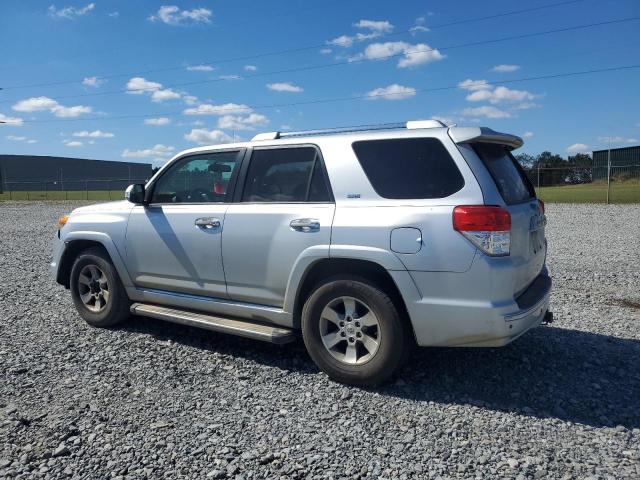 JTEZU5JR2D5050361 - 2013 TOYOTA 4RUNNER SR5 ვერცხლისფერი ფოტო 2