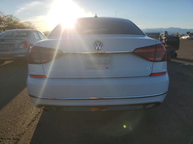 1VWDT7A31HC063061 - 2017 VOLKSWAGEN PASSAT R-LINE Սպիտակ լուսանկար 6