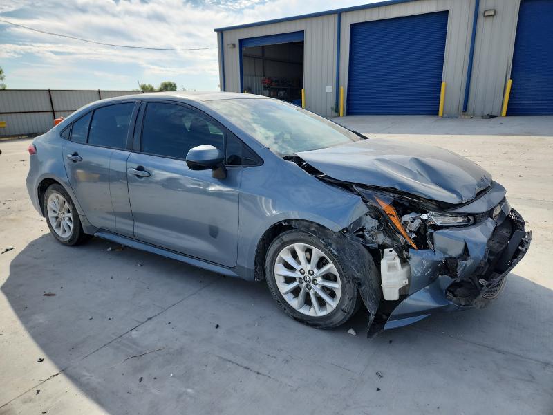 5YFHPRAE7LP029034 - 2020 TOYOTA COROLLA LE Gümüş foto 4