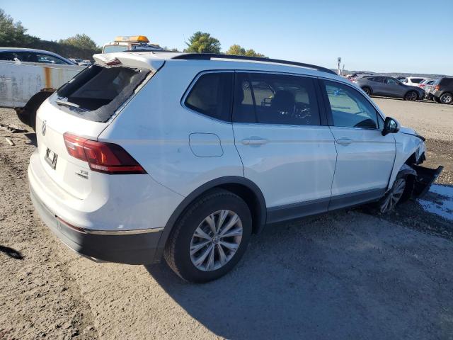 3VV2B7AX9JM024448 - 2018 VOLKSWAGEN TIGUAN SE Weiß Foto 3