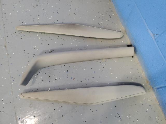 1HGCV1F95JA165372 - 2018 HONDA ACCORD TOURING WHITE photo 12