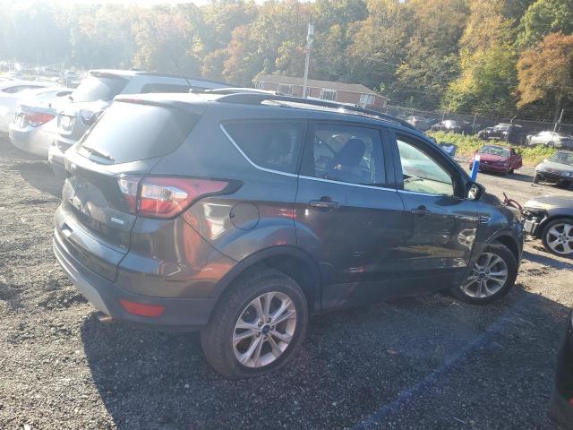 1FMCU0GD0JUA18806 - 2018 FORD ESCAPE SE GRAY photo 3