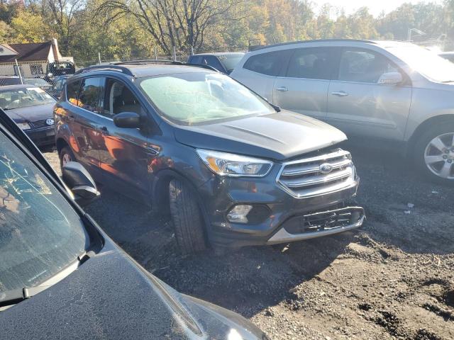 1FMCU0GD0JUA18806 - 2018 FORD ESCAPE SE GRAY photo 4