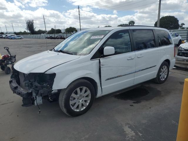 2016 CHRYSLER TOWN & COU TOURING, 