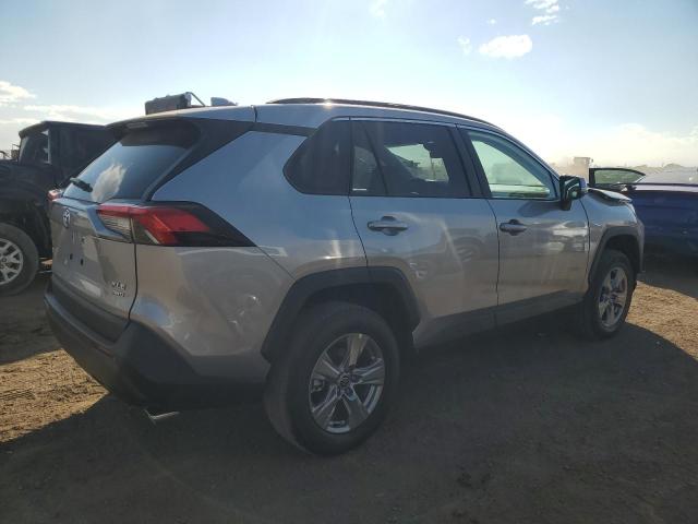 2T3P1RFV8SC559251 - 2025 TOYOTA RAV4 XLE SILVER photo 3