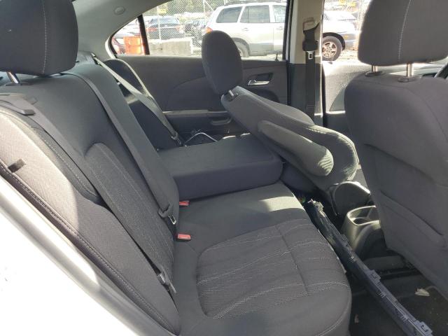 1G1JC5SH5C4136688 - 2012 CHEVROLET SONIC LT WHITE photo 10