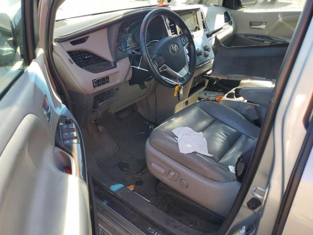 5TDYK3DC3FS635402 - 2015 TOYOTA SIENNA XLE 银色 照片 8