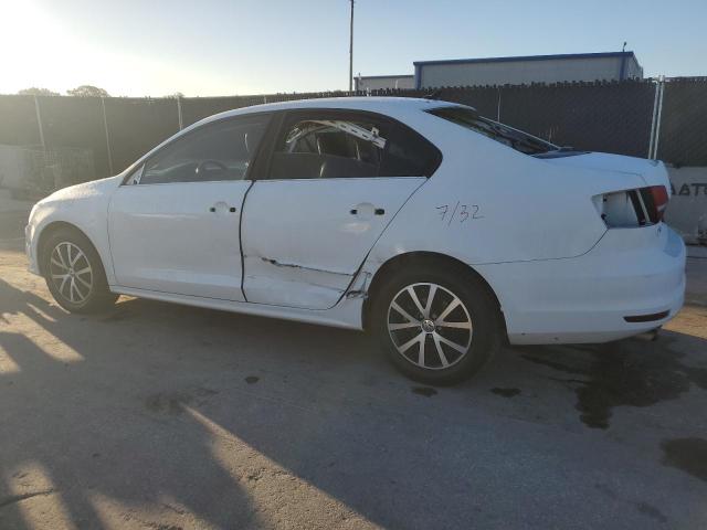 3VWDB7AJ7JM225880 - 2018 VOLKSWAGEN JETTA SE WHITE photo 2