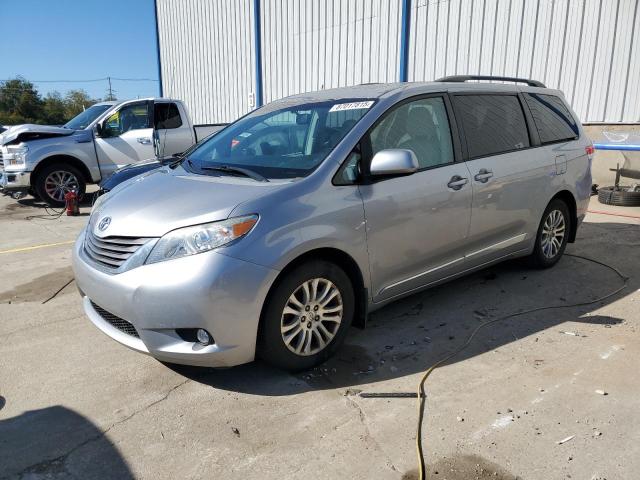 2012 TOYOTA SIENNA XLE, 
