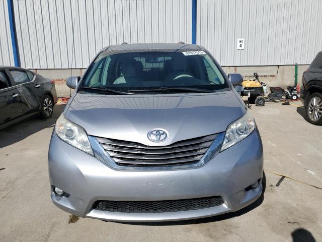 5TDYK3DC9CS223707 - 2012 TOYOTA SIENNA XLE Plata foto 5