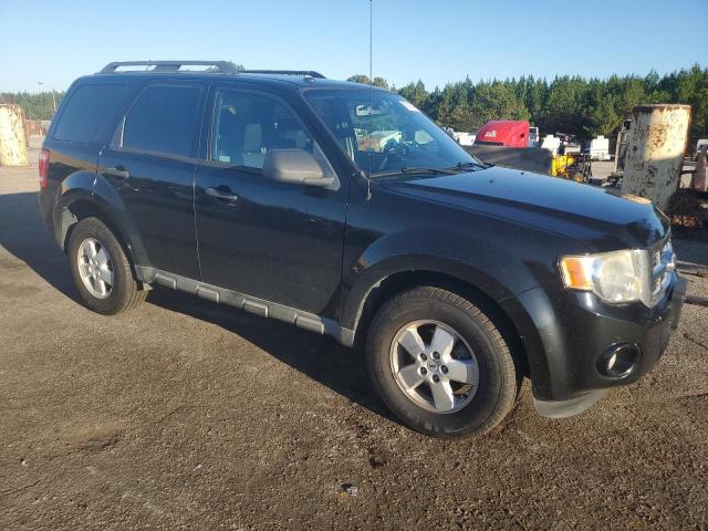 1FMCU0DGXAKA86542 - 2010 FORD ESCAPE XLT BLACK photo 4