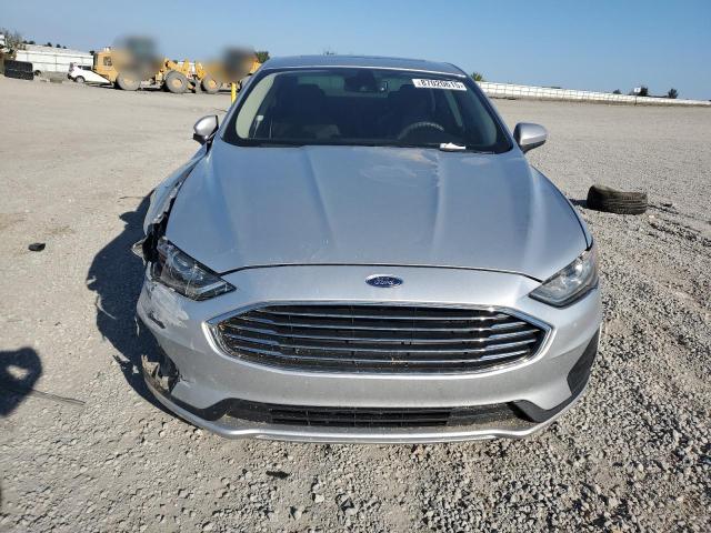 3FA6P0LU4KR139819 - 2019 FORD FUSION SE SILVER photo 5